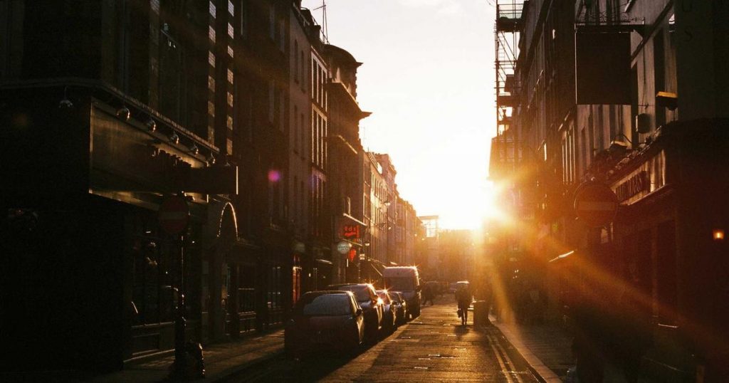 Hongdae vs Gangnam: Style Differences Explained